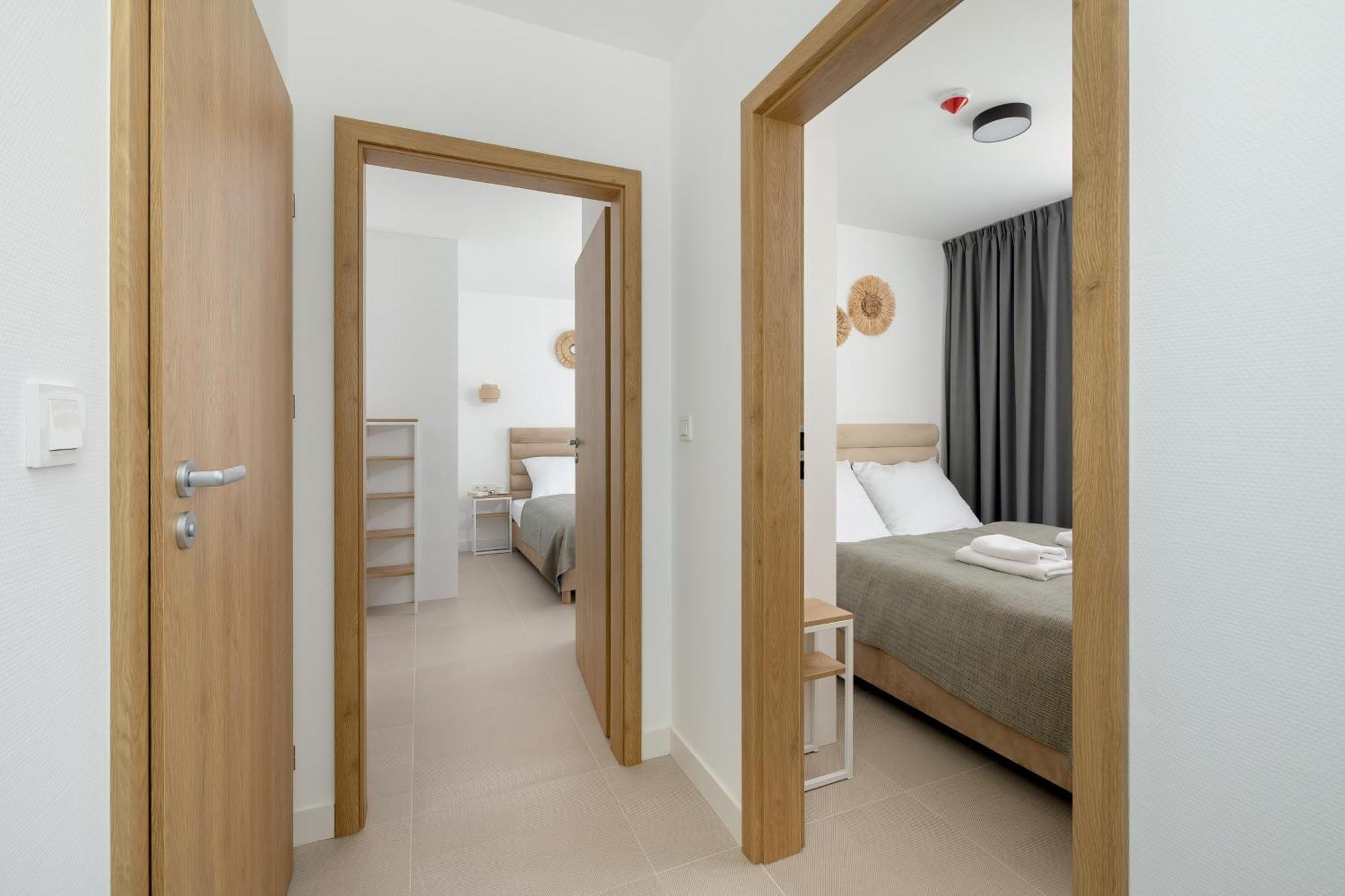 Aquamarina Dabki Marina Invest Aparthotel Exterior foto